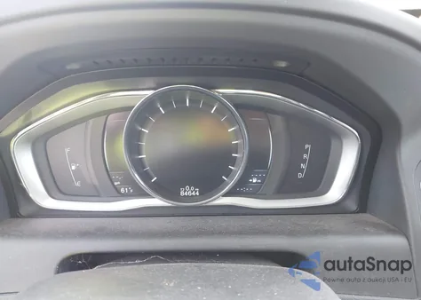 2016 Volvo Xc60 T6 Drive-E from USA, damaged, VIN YV449MDK7G2811221